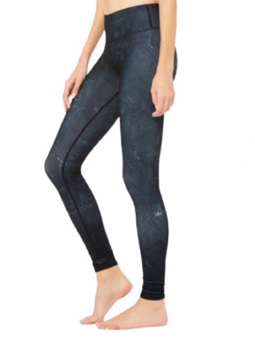ALO Yoga Airbrush Leggings in Black Geometric Indio Print S Small 28” Inseam